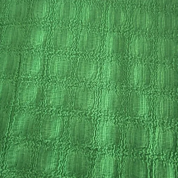 Bright Kelly green elastic pants with waffle pattern. Great for spring &
summer! - Picture 2 of 3